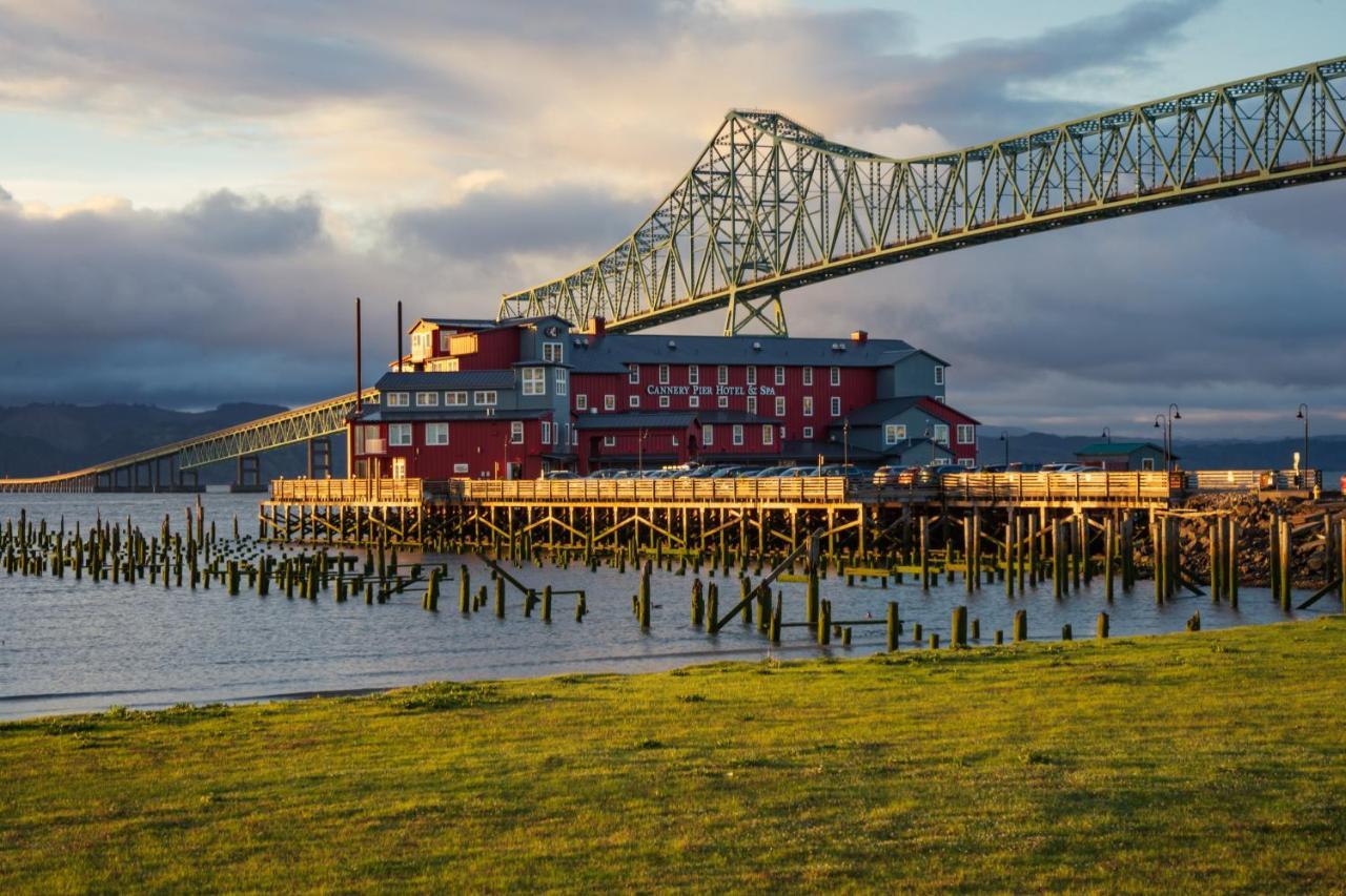 Cannery Pier Hotel & Spa Astoria Exterior foto